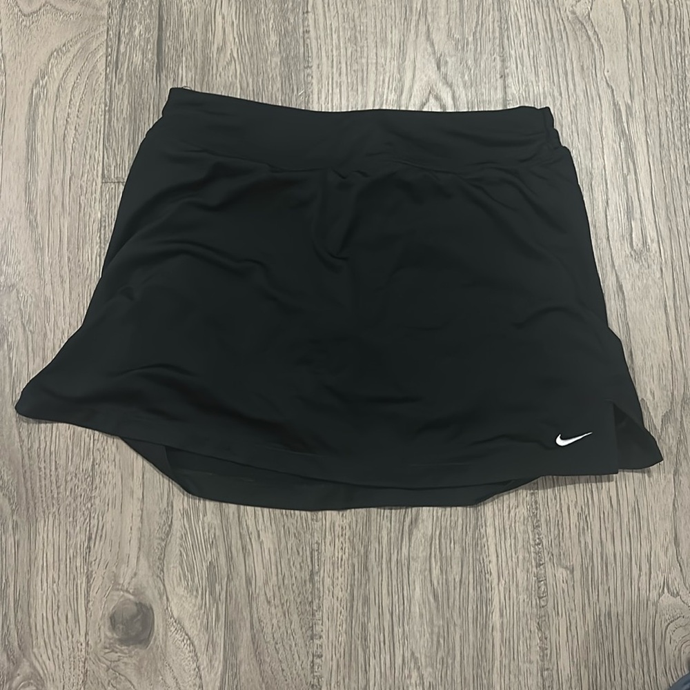 Black tennis skirt